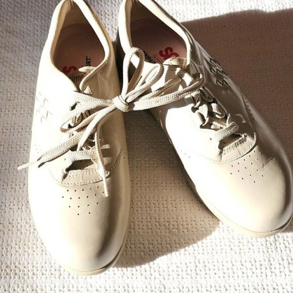 SAS Free Time Tripad Comfort Tie Athletic Walking Sz. 9WW Shoe - Picture 1 of 10